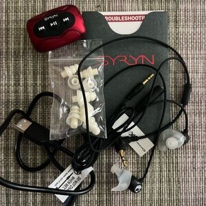 100% Waterproof MP3 Player Syryn 8GB Swimbuds